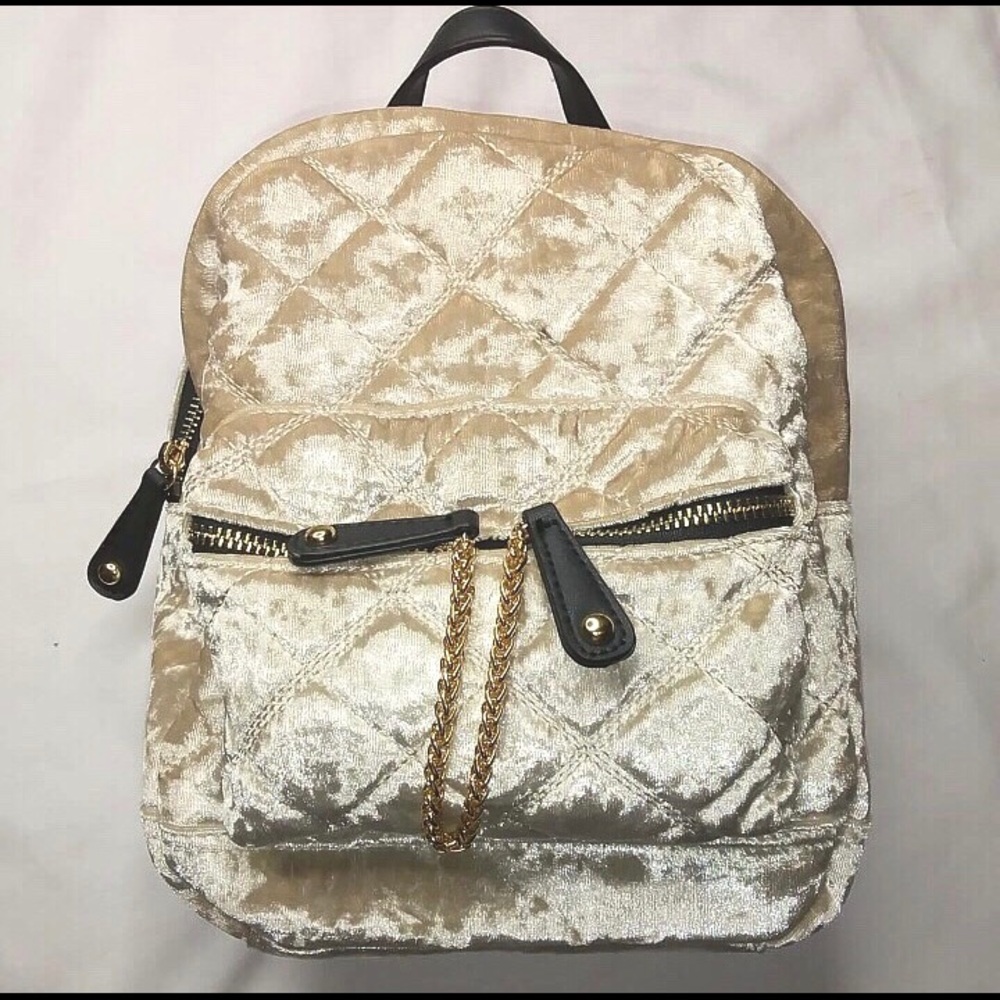 Mini Backpack - Picture 5 of 6